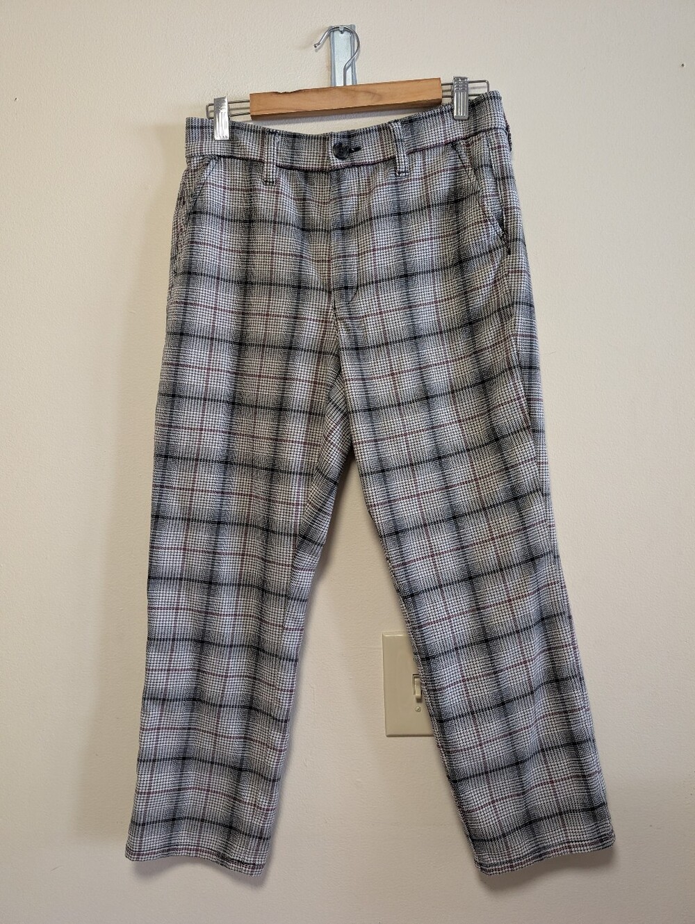 American Eagle Super High-Waisted Plaid Pants Size 8 Short Straight Leg